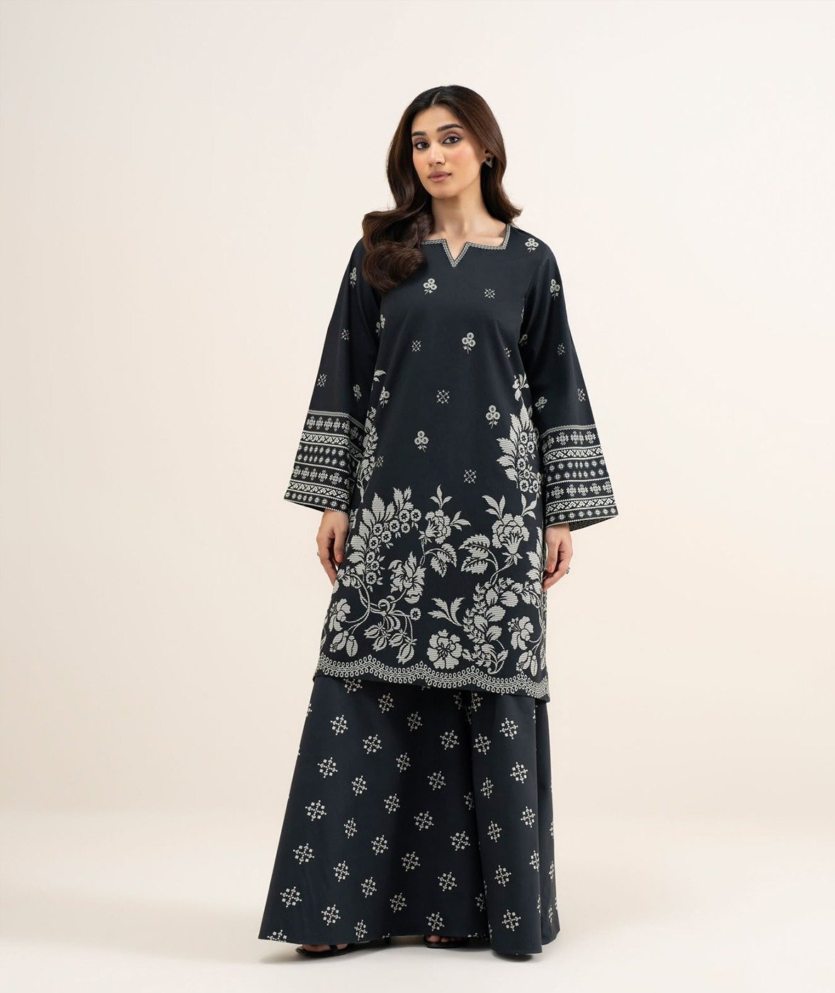 8d0d1908-6862-4350-8937-b6b2fcc22869 Midnight Noir Printed Co-Ord Set - Image 2